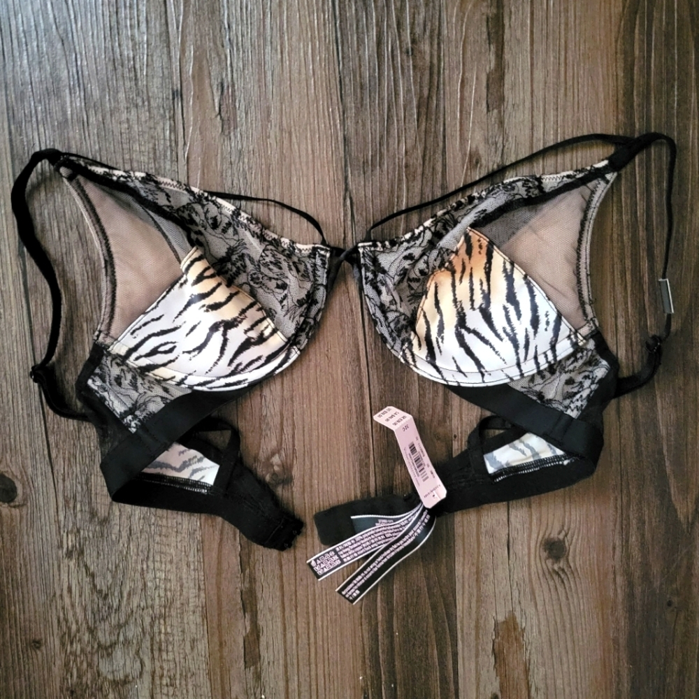 Victoria's Secret Animal Print Mesh Bra NWT